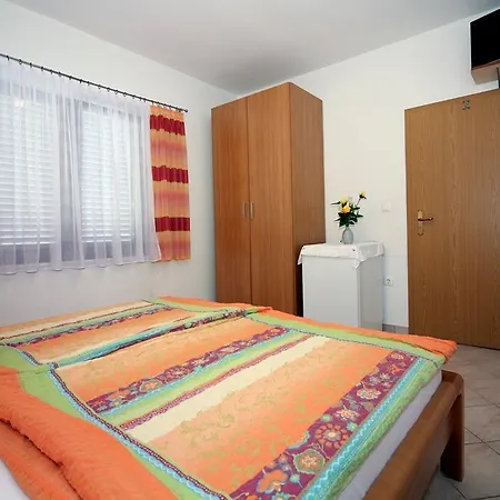 Apartamento 2 Bedroom In *
